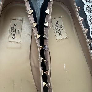 Valentino flats